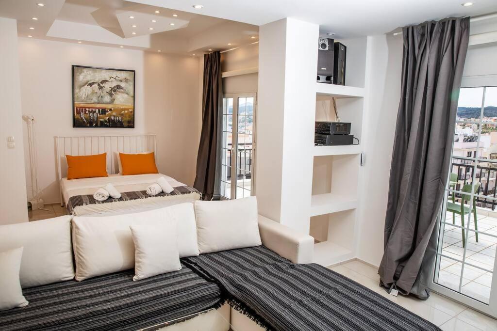 Seafront Central Apt In Lavrio Apartment Bagian luar foto